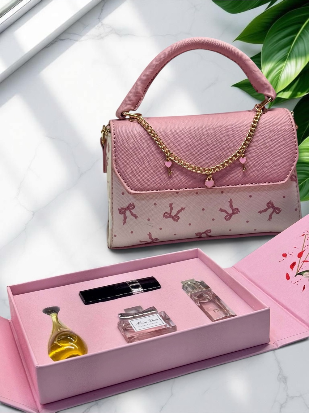 Pink Purse + Mini Perfumes + Lipstick | Perfect Gift & Travel Set - Picture 3 of 7